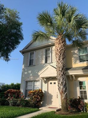 Townhouse in Weston, Broward County
