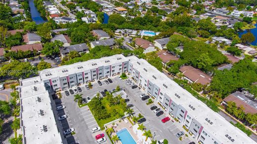 Residential complexes in Miami, Miami-Dade