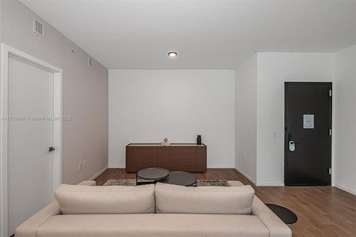 Residential complexes in Miami, Miami-Dade