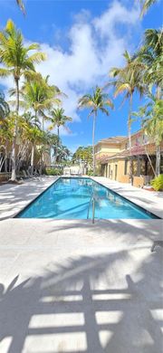 Komplex apartman Aventura, Miami-Dade County