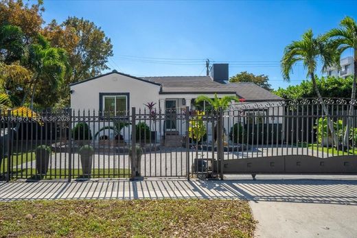 Villa in Miami, Miami-Dade