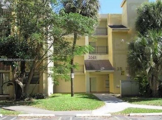 Complesso residenziale a Miami, Miami-Dade County
