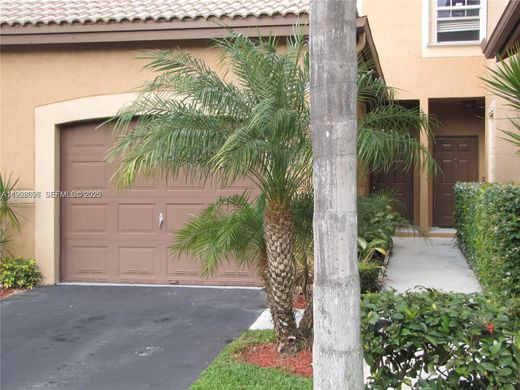 Townhouse in Weston, Broward County