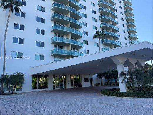 Жилой комплекс, Sunny Isles Beach, Miami-Dade County