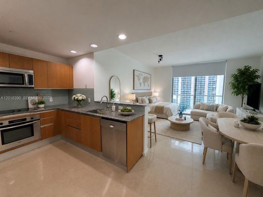 Жилой комплекс, Майами, Miami-Dade County