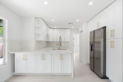 Villa in Pompano Beach, Broward County