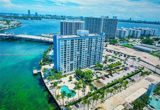 Komplex apartman North Bay Village, Miami-Dade County