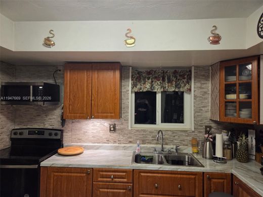 Villa in Plantation, Broward County