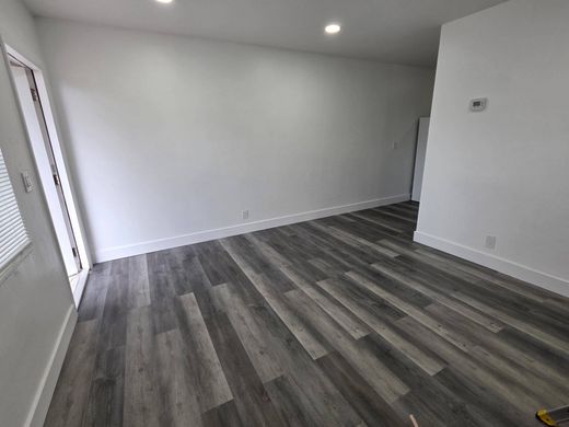 Residential complexes in West Palm Beach, Palm Beach