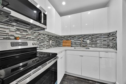 Residential complexes in Miami, Miami-Dade