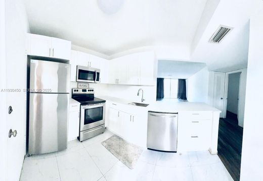 Kamienica w Miami, Miami-Dade County