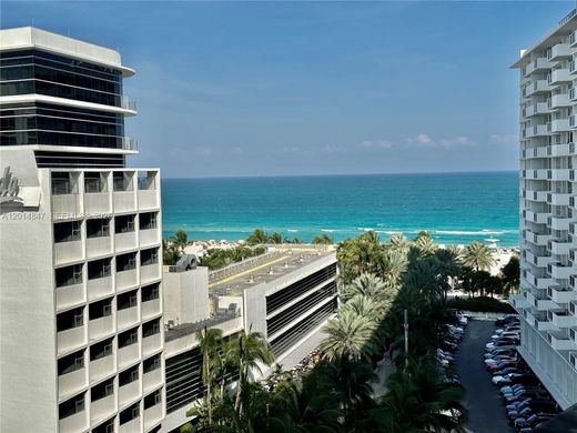 Residential complexes in Miami Beach, Miami-Dade