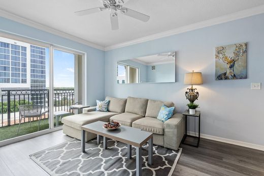 Residential complexes in West Palm Beach, Palm Beach