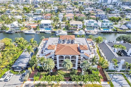 Residential complexes in Fort Lauderdale, Broward County