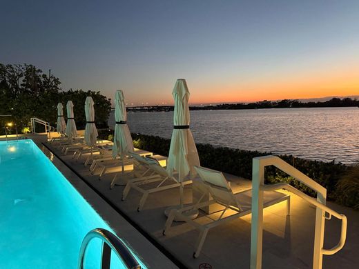 Kamienica w Palm Beach, Palm Beach County