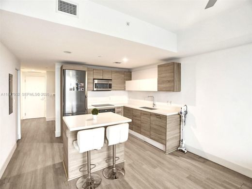 Komplex apartman North Miami Beach, Miami-Dade County