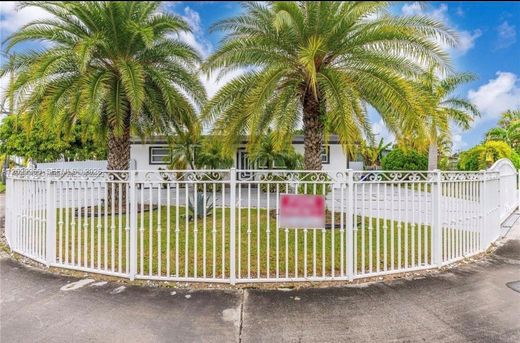 Villa in Miami, Miami-Dade