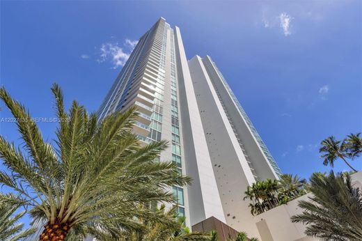 Жилой комплекс, Майами, Miami-Dade County