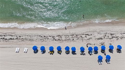Complexes résidentiels à Hallandale Beach, Comté de Broward