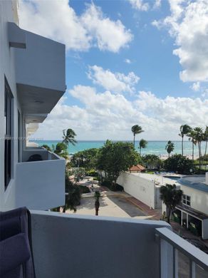 Complexes résidentiels à Miami Beach, Comté de Miami-Dade