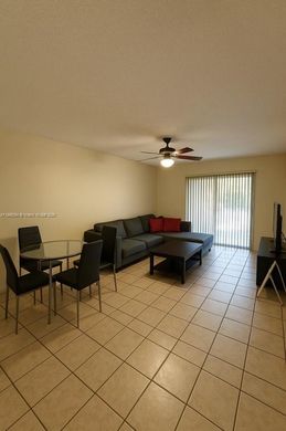 Appartementencomplex in Sweetwater, Miami-Dade County