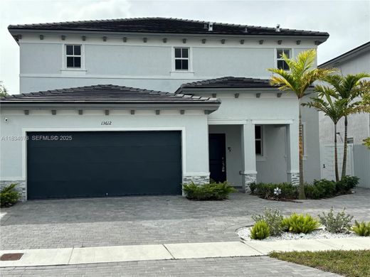 ﻓﻴﻼ ﻓﻲ ميامي، فلوريدا, Miami-Dade County