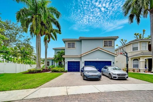 Villa in Pembroke Pines, Broward County