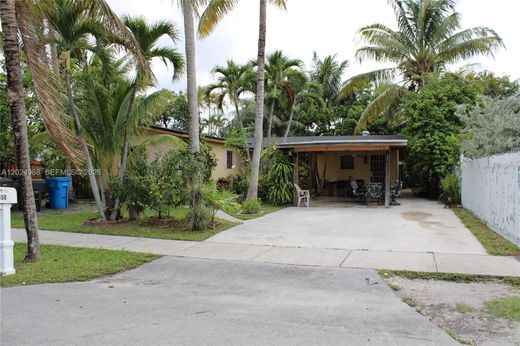 Villa - West Park, Broward County