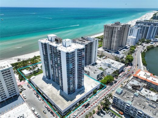 Complesso residenziale a Miami Beach, Miami-Dade County