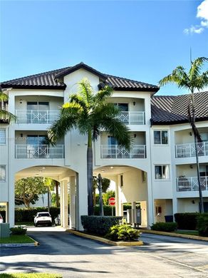 Residential complexes in Doral, Miami-Dade