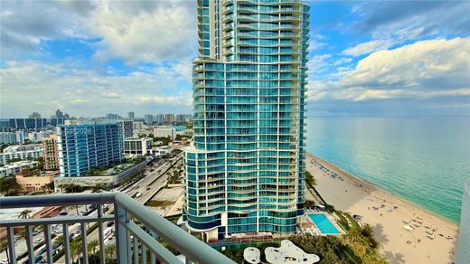 Residential complexes in Sunny Isles Beach, Miami-Dade