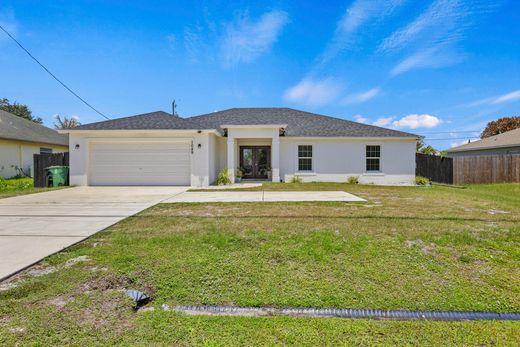 Villa in Port Saint Lucie, Saint Lucie County