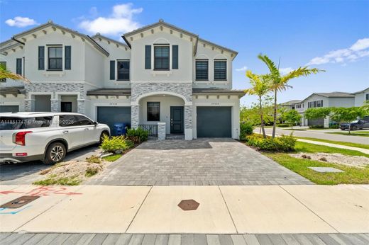 城市独宅  Homestead, Miami-Dade County