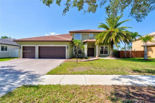 Villa in Pembroke Pines, Broward County