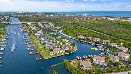 Residential complexes in North Palm Beach, Palm Beach