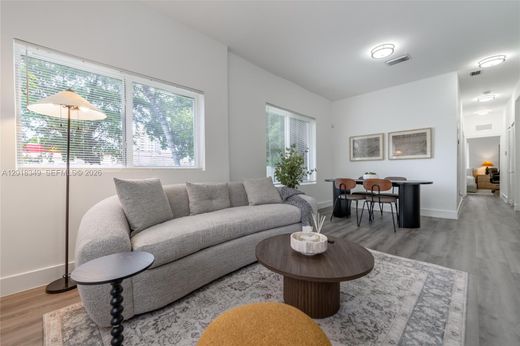 Residential complexes in Miami, Miami-Dade