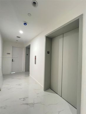 Complesso residenziale a Miami, Miami-Dade County