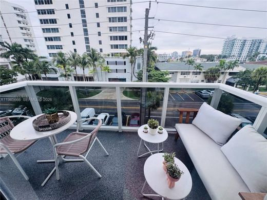 Residential complexes in North Bay Village, Miami-Dade