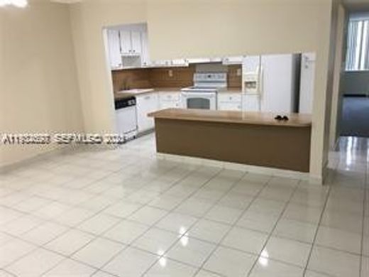 Complexes résidentiels à Aventura, Comté de Miami-Dade