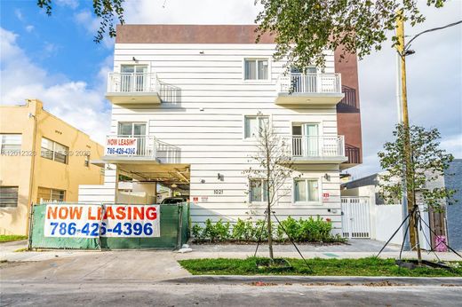 Residential complexes in Miami, Miami-Dade