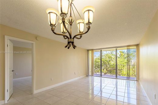 Complesso residenziale a Miami, Miami-Dade County