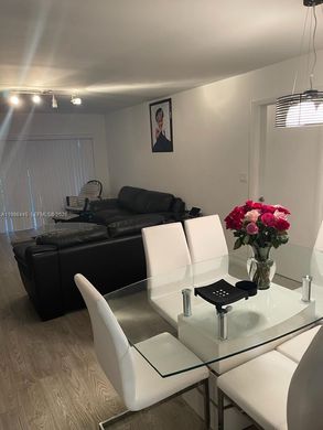 Complexes résidentiels à Weston, Comté de Broward