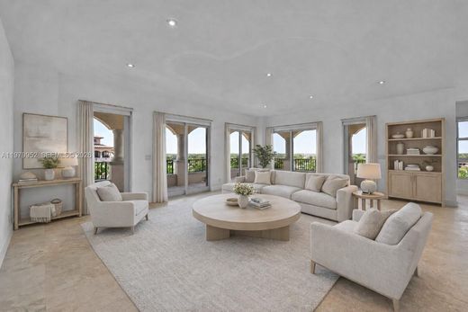 Residential complexes in Coral Gables, Miami-Dade