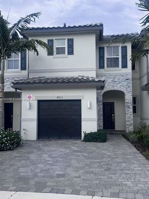 Dom miejski w Coral Springs, Broward County