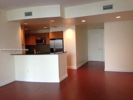 Residential complexes in Miami, Miami-Dade