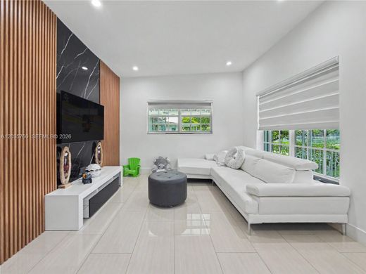 Villa a North Miami, Miami-Dade County