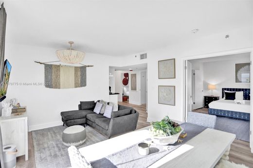 Complesso residenziale a Miami Beach, Miami-Dade County