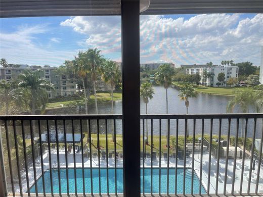 Complexes résidentiels à Pompano Beach, Comté de Broward