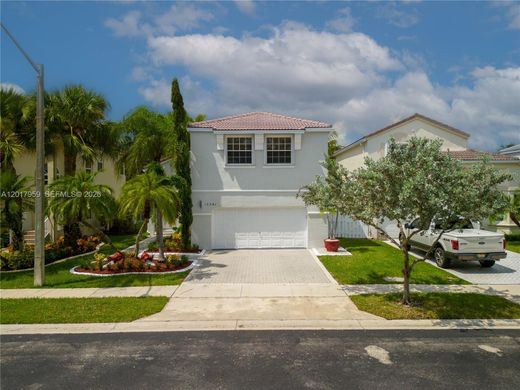 Villa in Pembroke Pines, Broward County