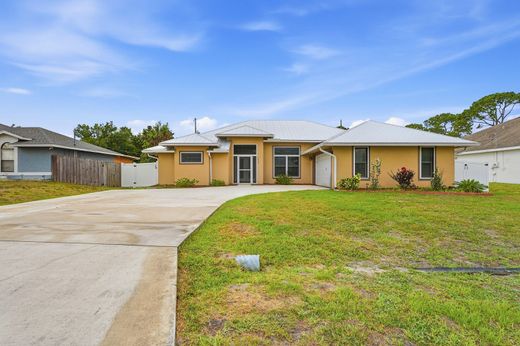 Villa in Port Saint Lucie, Saint Lucie County